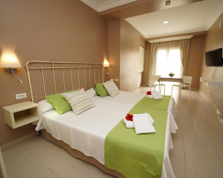 RF Astoria (Adults only)