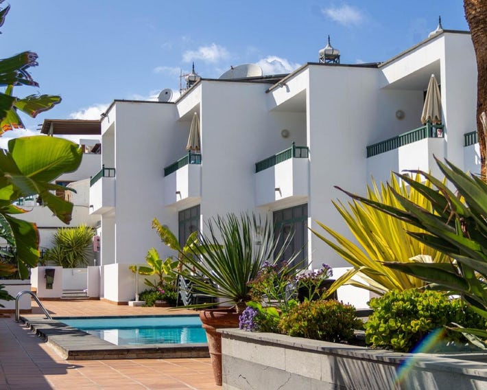 Apartamentos La Tegala