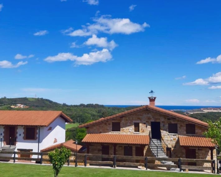 Apartamentos La Fragata