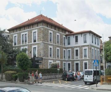 Hotel Luzon