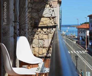 Apartamento Llerandi 2C - Amplio balcón en edificio histórico del centro de San Vicente de la Barque