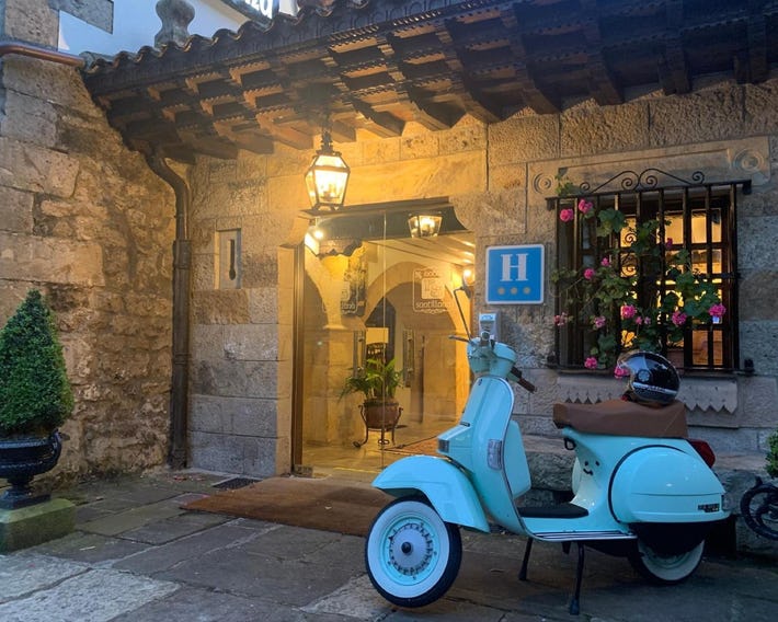 Hotel Santillana