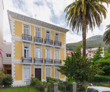 Apartamentos CASA CARRE 1893