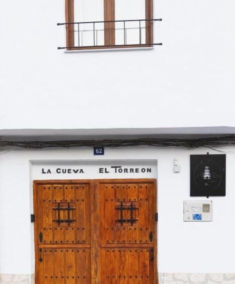 ALOJAMIENTOS EL FARO DEL JÚCAR