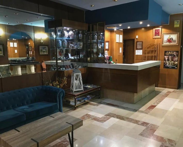 Hotel Reina Victoria