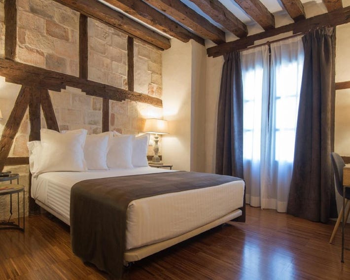 Abad Toledo