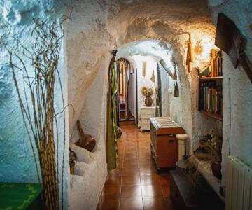 Casa Cueva Alegría