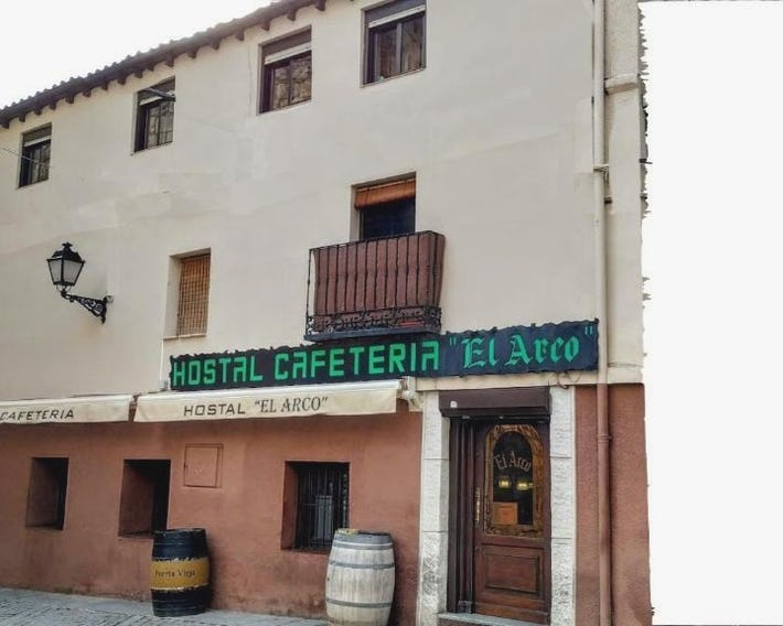 Hostal El Arco