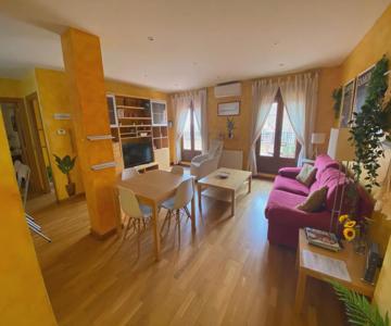 Atico centrico con terraza y garaje