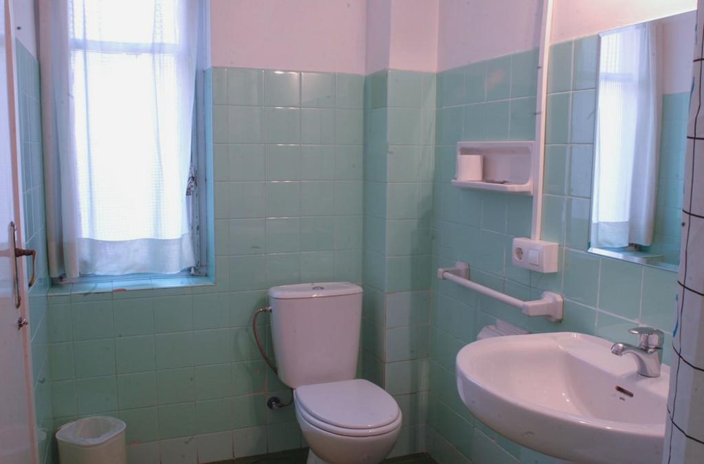Hostal Manjon