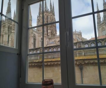 Buhardilla con vistas a la CATEDRAL