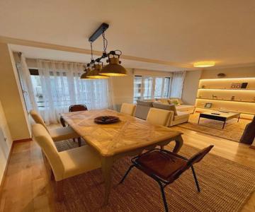 AtuaireHome Piso Cordón en centro histórico de Burgos