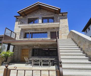 Cumbres y Costumbres de Gredos