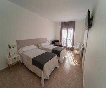 Olmedo Hostal Plaza