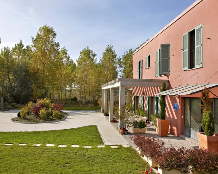 Hotel Santa Coloma del Camino