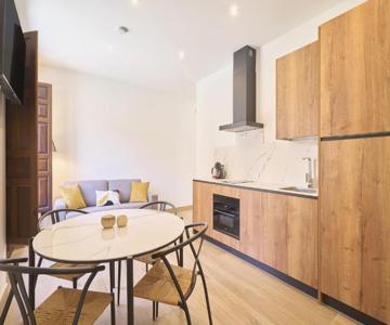 Apartamentos Plaza de San Juan by keyhom