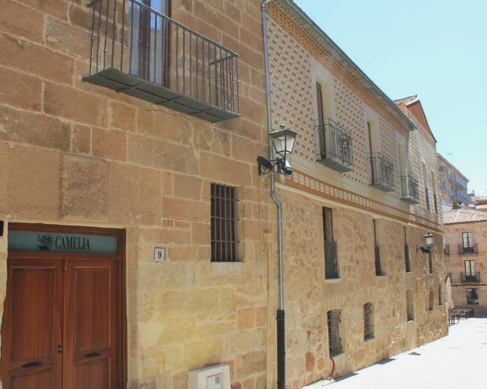 Apartamentos La Camelia