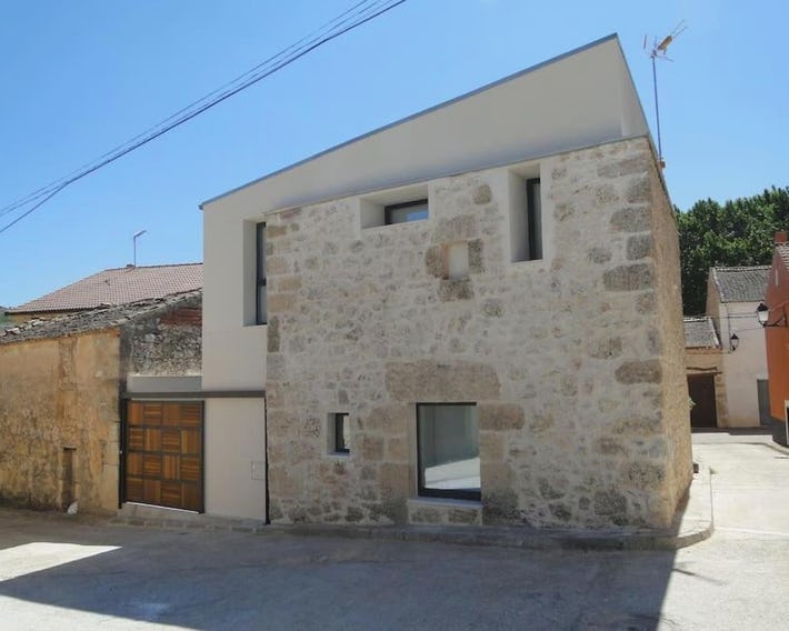 LOS PUENTES casa con jacuzzi para 2