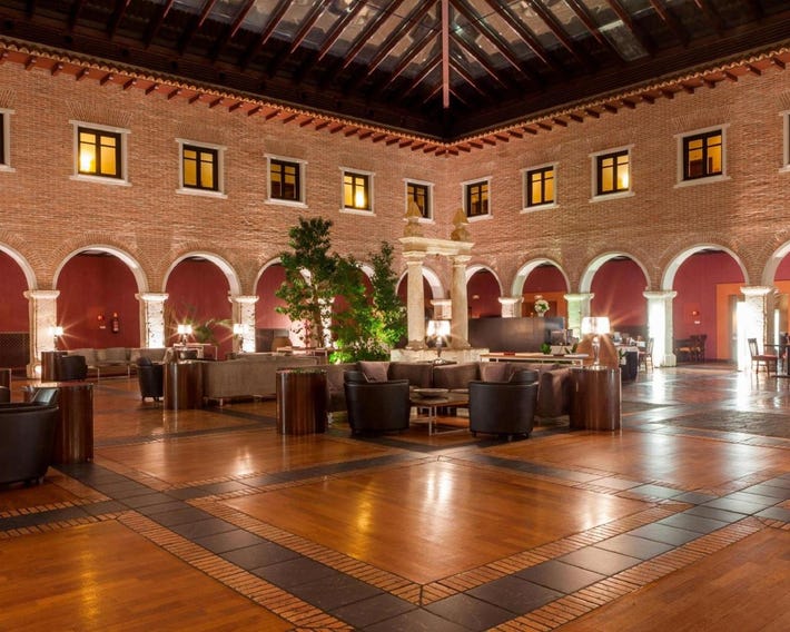 AC Hotel Palacio de Santa Ana