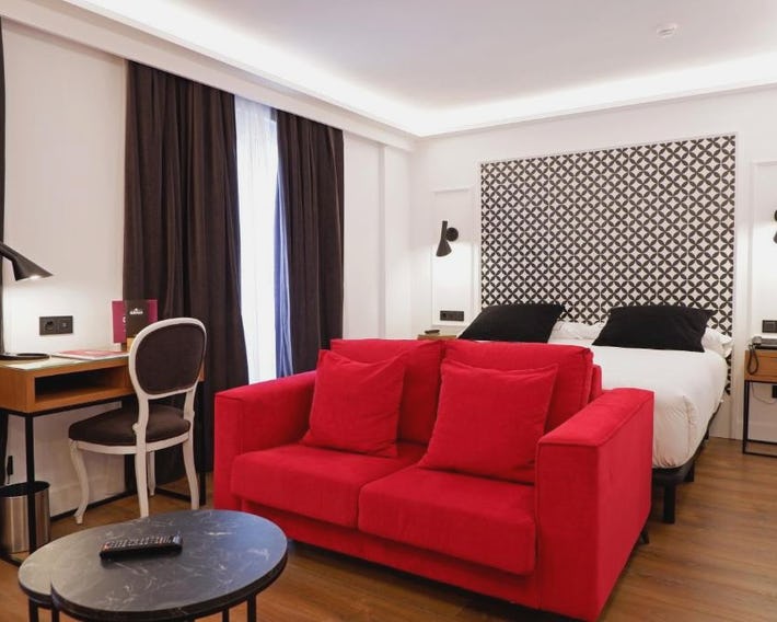 Hotel Colón Plaza by anthology hoteles