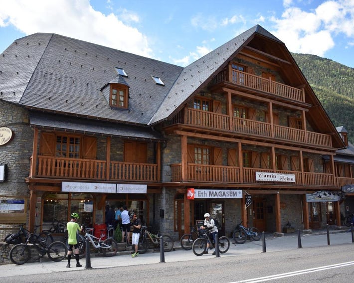 Apartamentos Deth Camin Reiau