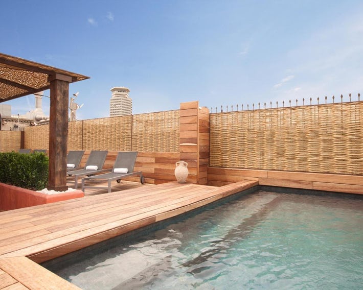 Enjoybcn Colon Apartments