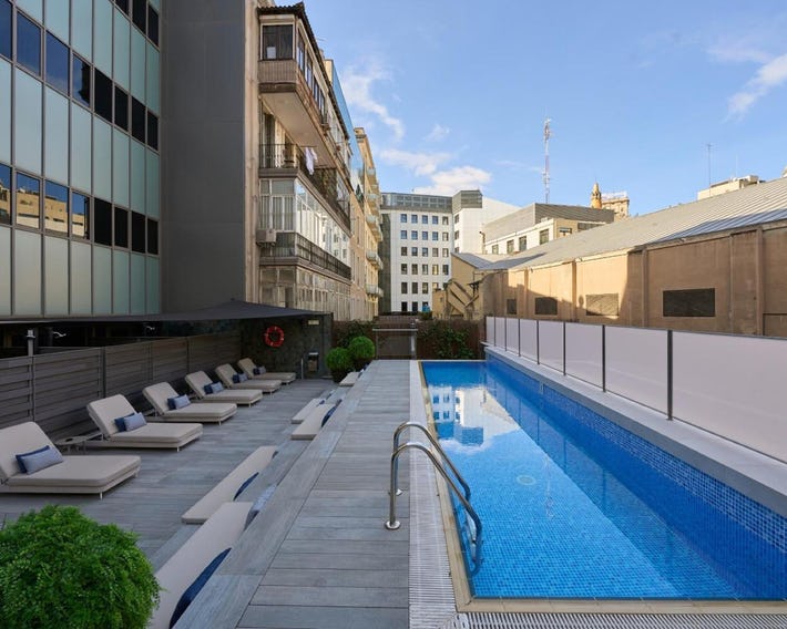 Catalonia Square 4* Sup