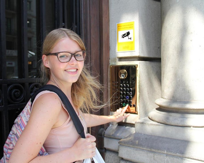 Alternative Creative Youth Hostel Barcelona