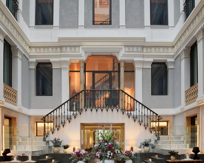 H10 Urquinaona Plaza