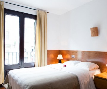 Studios Pelayo Guest House