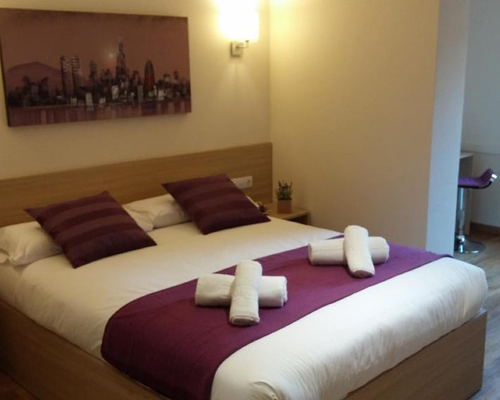 Hostal Barcelona Travel