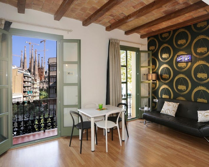 Apartments Hostemplo Suites