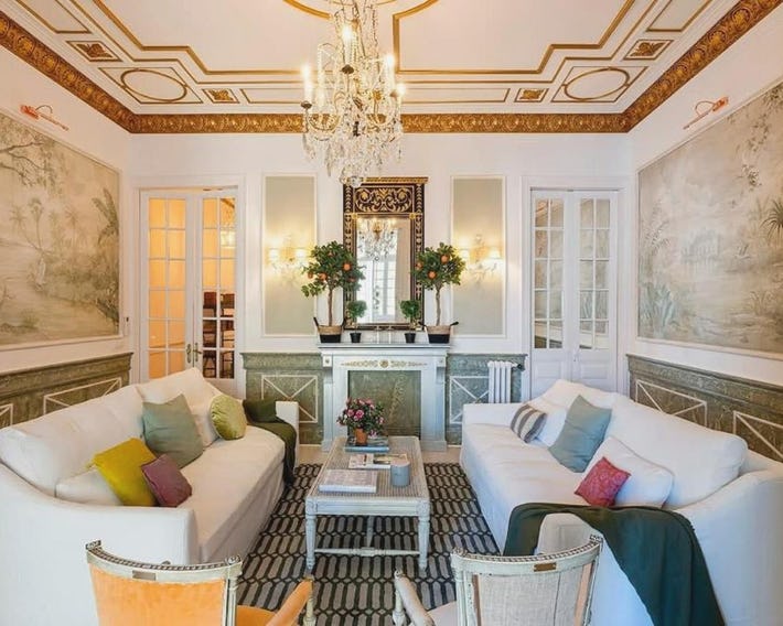 The Collection Barcelona - Placa Catalunya V Charming and Exquisite 5Bd Apartment with Large Balcony