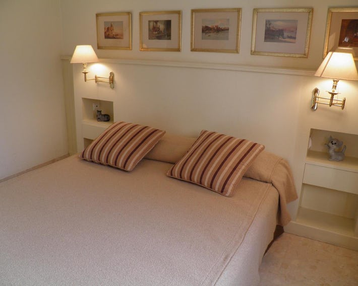 Apartaments St. Jordi Comtal