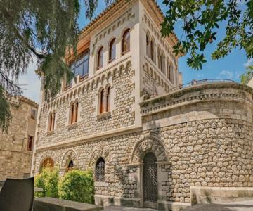 Can Severí - Casa Con Historia En Besalú