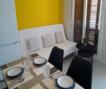 Blanes : Cosy Apartment 9 Min From The Beach