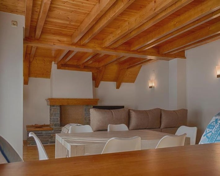 Saplan Real Estate LAUJÒ
