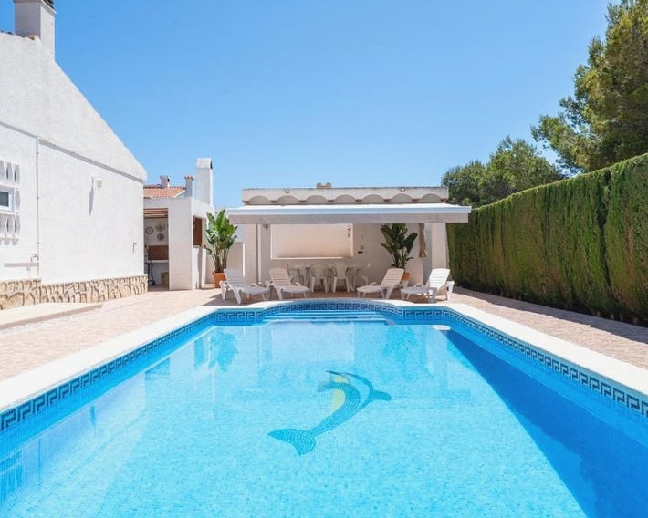 Exclusiva villa con piscina