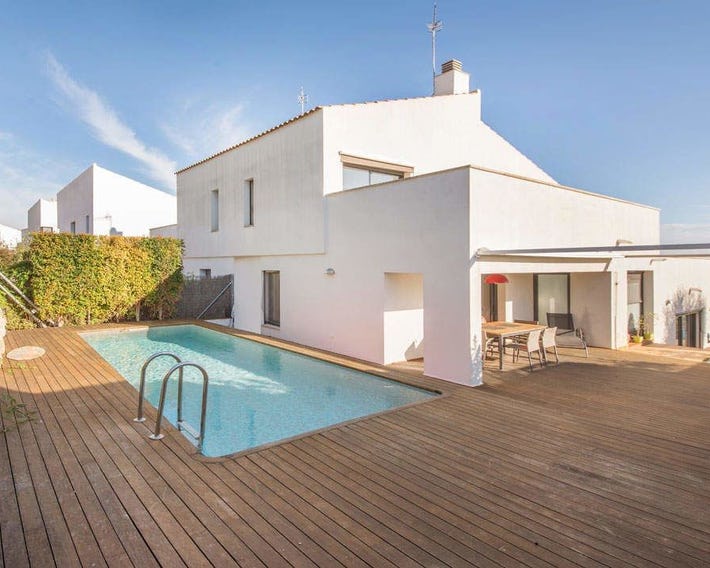 Salome House