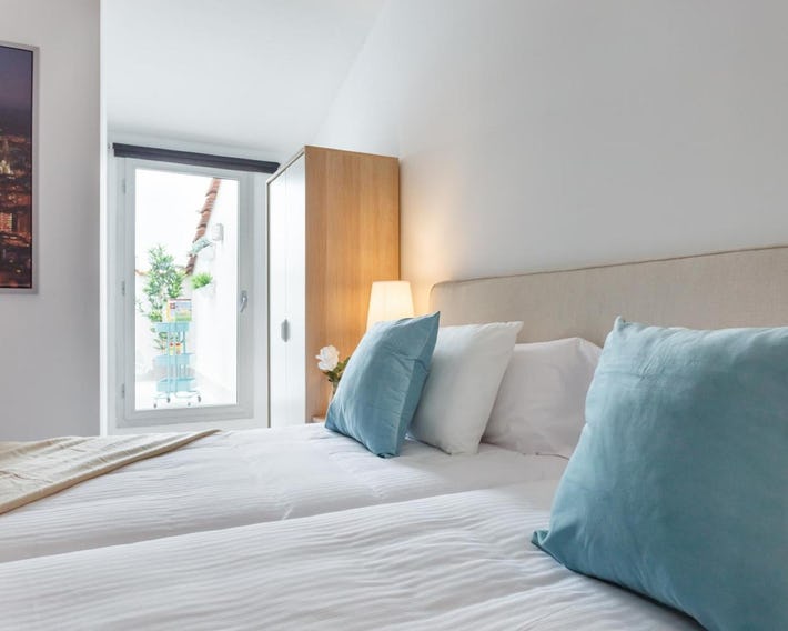 Apartamentos Cornellalux