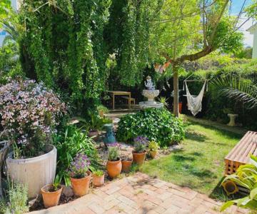 Charming Apartment In A Duplex With Garden & Balcony