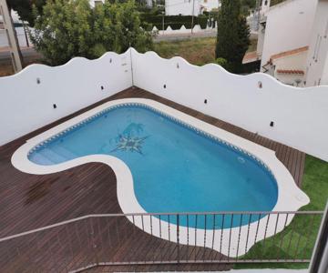 Private Pool near the Beach, 40 min from Barcelona