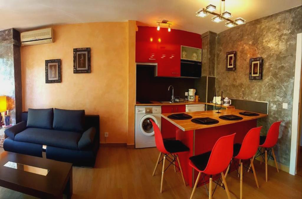 Leroy Apartment