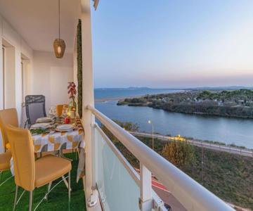D2-5 Ampuria Delta Sunset with parking & wifi