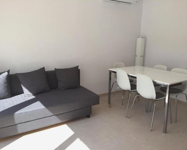 Apartamento céntrico con 2 habitaciones y Wi-Fi