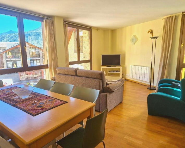 Apartament familiar amb vistes by RURAL D'ÀNEU