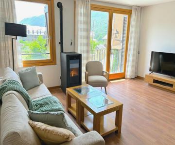 Apartament Al Centre D'esterri Amb Vistes úniques By Rural D'Àneu