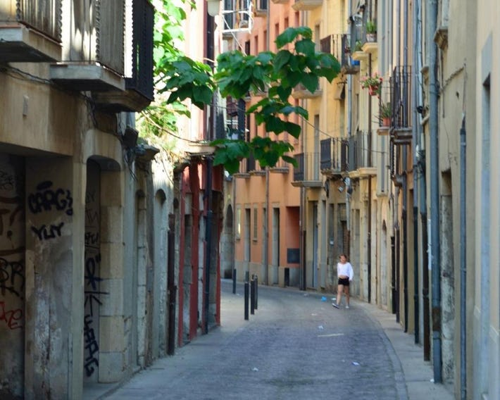 Girona Housing