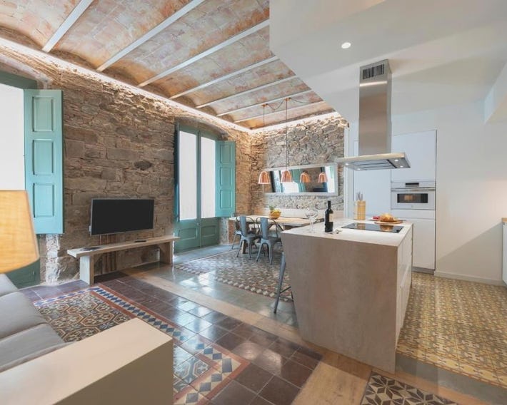 Bravissimo Mercaders, beautiful 3 bedroom apartment