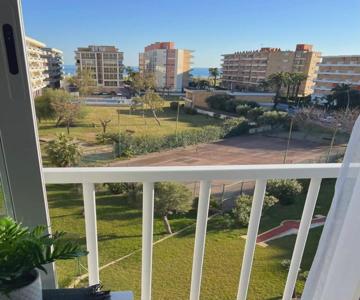 Studio w sea views & pool quiet & comfy port aventura